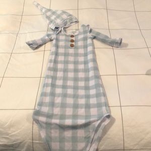 Like new Caden Lane newborn knotted gown and hat